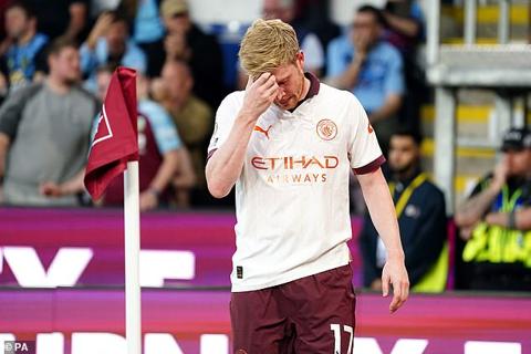 Kevin de Bruyne is reportedly set to undergo a scan on a hamstring injury on Monday