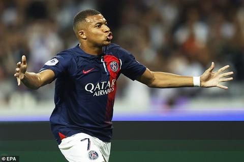Kylian Mbappe scored a penalty as he made his return to action for Paris Saint-Germain