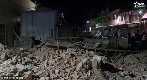 زلزال المغرب.. وفاة 296 وعشرات المصابين