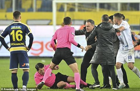 Koca stormed onto the pitch after his side s draw against Rizespor and assaulted the official