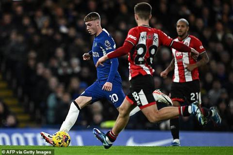 Palmer powers home Chelsea s opener early in the second-half to continue his positive form