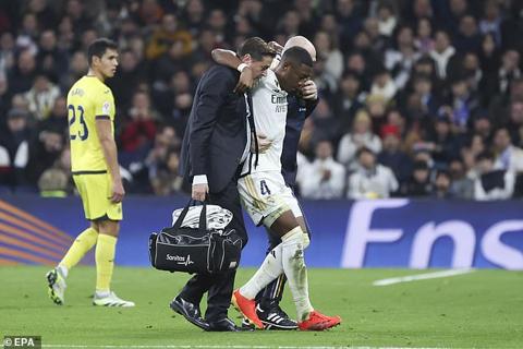 David Alaba limped off the pitch in the first half with what appeared to be a serious injury