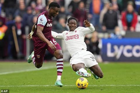 18-year-old Kobbie Mainoo gave away possession cheaply in the build-up to West Ham s second goal