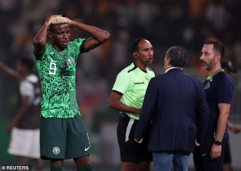 There was another memorable moment in the Africa Cup of Nations during Nigeria s semi-final clash against South Africa on Wednesday, with Victor Osimhen the victim of VAR intervention