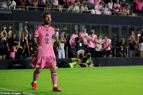 Lionel Messi scored twice and laid on an assist in Inter Miami s 3-1 win over Nashville