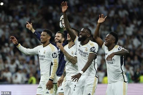 Real Madrid took a big step towards clinching the LaLiga title after beating Barcelona 3-2