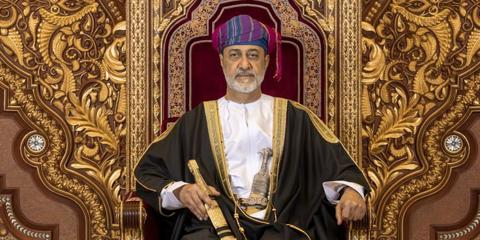 جلالةُ السُّلطان يعزّي أمير دولة الكويت في وفاة