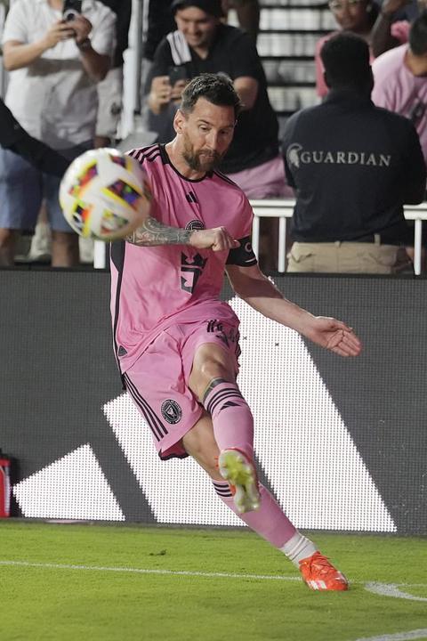 Inter Miami forward Lionel Messi takes a corner kick against Nashville SC during the first half of an MLS soccer match Saturday, April 20, 2024, in Fort Lauderdale, Fla. (AP Photo/Marta Lavandier)
