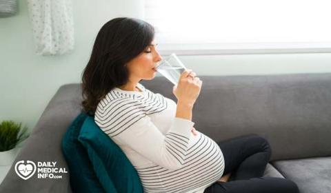 أسباب جفاف الفم للحامل وعلاجه